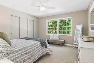 1019 E Waverly Dr, Arlington Heights, IL 60004 - Photo 21
