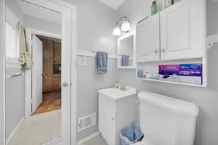 18148 State Line Ave, Lansing, IL 60438 - Photo 9