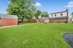 18148 State Line Ave, Lansing, IL 60438 - Photo 25