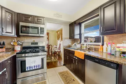 7849 W 79th Place, Bridgeview, IL 60455 - Photo 9
