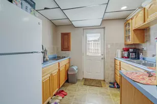 7849 W 79th Pl, Bridgeview, IL 60455 - Photo 23