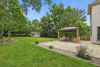 118 N 11th Avenue, Saint Charles, IL 60174 - Photo 7