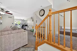 215 W Cortland Center Rd, Cortland, IL 60112 - Photo 11