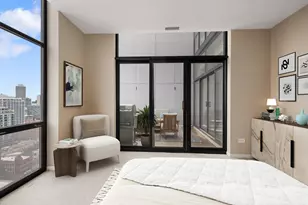 435 W Erie St, Chicago, IL 60654 - Photo 11