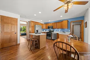 437 W Dekalb Dr, Maple Park, IL 60151 - Photo 25