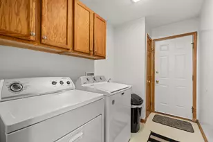 437 W Dekalb Dr, Maple Park, IL 60151 - Photo 31