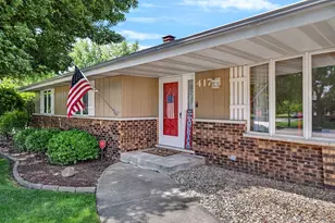 417 Greenfield Rd, Shorewood, IL 60404 - Photo 5