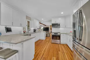 417 Greenfield Rd, Shorewood, IL 60404 - Photo 9