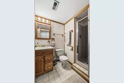 7341 East Avenue, Hanover Park, IL 60133 - Photo 25