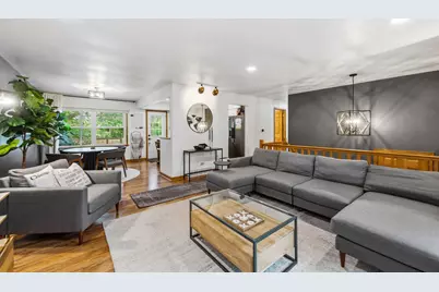 7341 East Avenue, Hanover Park, IL 60133 - Photo 11