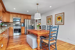 235 Coolidge Ave, Barrington, IL 60010 - Photo 13