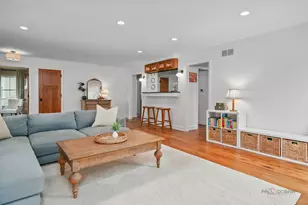 235 Coolidge Ave, Barrington, IL 60010 - Photo 9