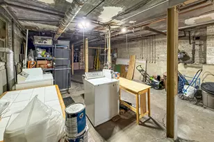 1716 W Estes Ave, Chicago, IL 60626 - Photo 25
