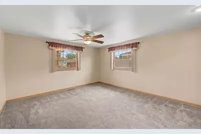 12801 S Exchange Avenue, Chicago, IL 60633 - Photo 13