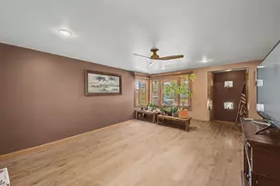 12801 S Exchange Ave, Chicago, IL 60633 - Photo 5
