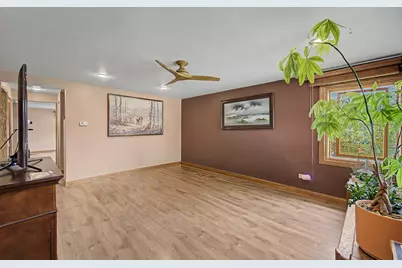 12801 S Exchange Avenue, Chicago, IL 60633 - Photo 3