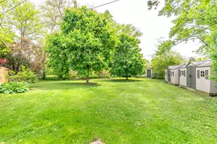 17W445 Butterfield Rd, Oakbrook Terrace, IL 60181 - Photo 17