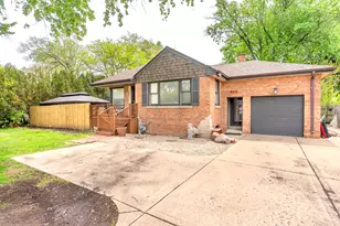 17W445 Butterfield Rd, Oakbrook Terrace, IL 60181 - Photo 25