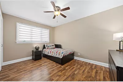 7917 W 81st Street, Bridgeview, IL 60455 - Photo 13