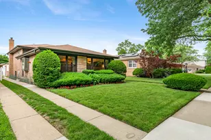 8446 Avers Ave, Skokie, IL 60076 - Photo 31