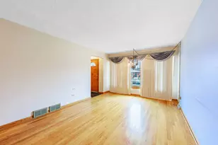 5530 S Merrimac Ave, Chicago, IL 60638 - Photo 3