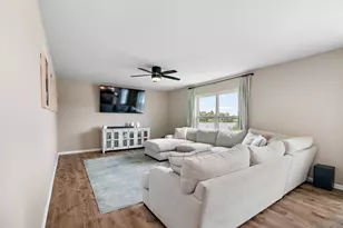 1398 Clifton Ave, Beecher, IL 60401 - Photo 5