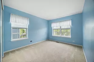 3061 Hughsdale St, Elgin, IL 60124 - Photo 23