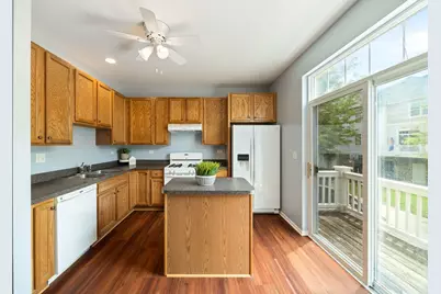 3061 Hughsdale Street, Elgin, IL 60124 - Photo 7