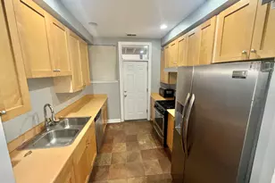 7722 S Cornell Ave, Chicago, IL 60649 - Photo 3