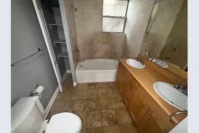 7722 S Cornell Avenue #1W, Chicago, IL 60649 - Photo 5