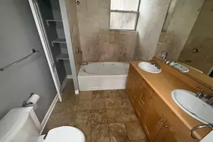 7722 S Cornell Ave, Chicago, IL 60649 - Photo 5
