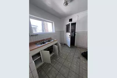 8127 S Vernon Avenue, Chicago, IL 60619 - Photo 5