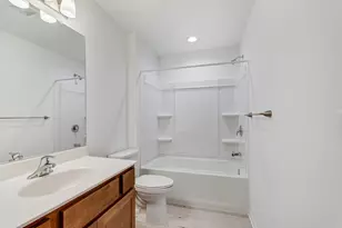 934 Arrowhead Dr, Elwood, IL 60421 - Photo 3