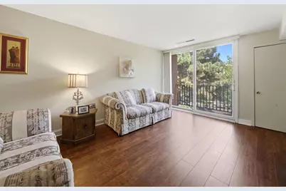 333 S East Avenue #306, Oak Park, IL 60302 - Photo 9