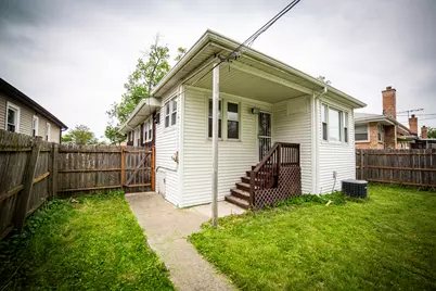 1427 S 21st Avenue, Maywood, IL 60153 - Photo 9