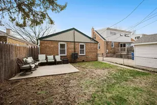 3504 W 107th St, Chicago, IL 60655 - Photo 13