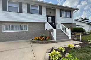 336 Hemlock Ave, Romeoville, IL 60446 - Photo 1