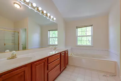 2224 Cathedral Court, Gurnee, IL 60031 - Photo 27
