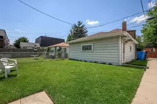 6038 N Austin Ave, Chicago, IL 60646 - Photo 23