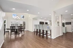 21W768 McCarron Rd, Glen Ellyn, IL 60137 - Photo 13
