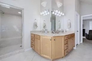 21W768 McCarron Rd, Glen Ellyn, IL 60137 - Photo 25