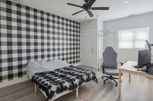 4006 N Bell Ave, Chicago, IL 60618 - Photo 3