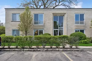140 Green Bay Rd, Glencoe, IL 60022 - Photo 1
