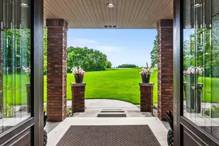 606 Harvey Rd, Downs, IL 61736 - Photo 5