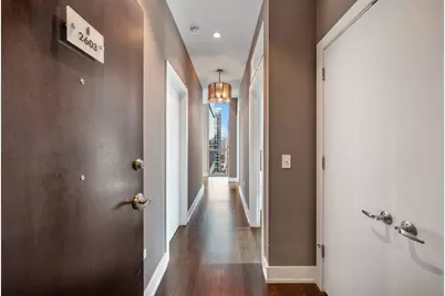 110 W Superior Street #2603, Chicago, IL 60654 - Photo 3