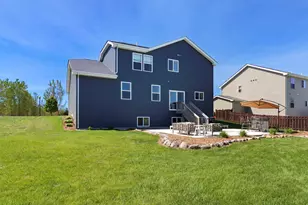 260 E Parkland Dr, Island Lake, IL 60042 - Photo 25
