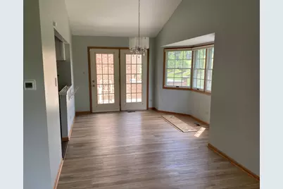 8581 Sandalwood Drive, Darien, IL 60561 - Photo 5