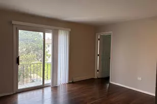 8928 N Steven Dr, Des Plaines, IL 60016 - Photo 3