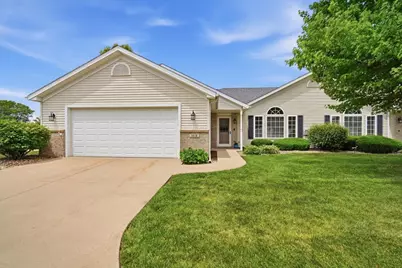 1419 Inglewood Circle, Bloomington, IL 61704 - Photo 1