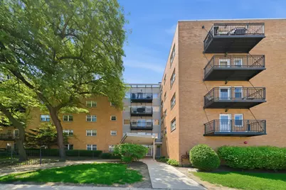 2501 W Bryn Mawr Avenue #302, Chicago, IL 60659 - Photo 1